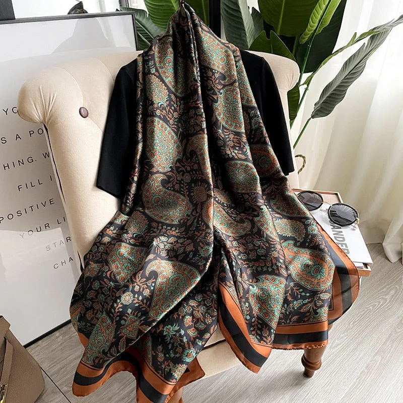 2022 Brand Designer Silk Scarf Female Foulard Bandana Long Shawls Wraps Winter Neck Scarves Pashmina Lady Hijab Luxury New