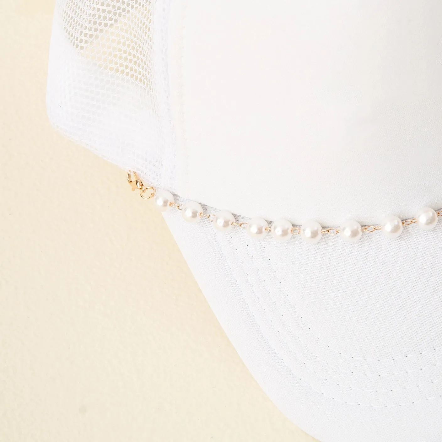 Dainty Pearl Trucker Hat Chain