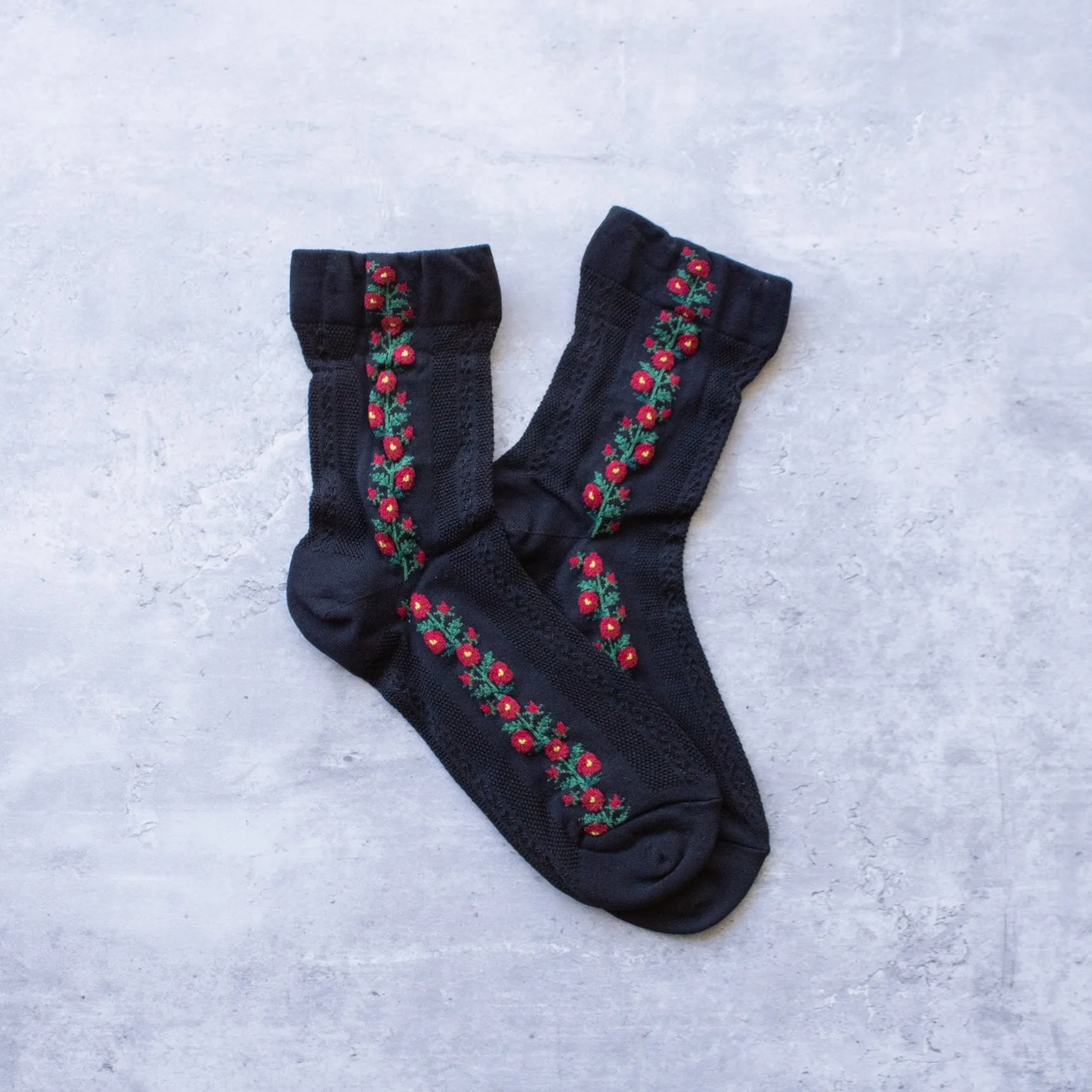 Floral Mesh Knit Socks in Black