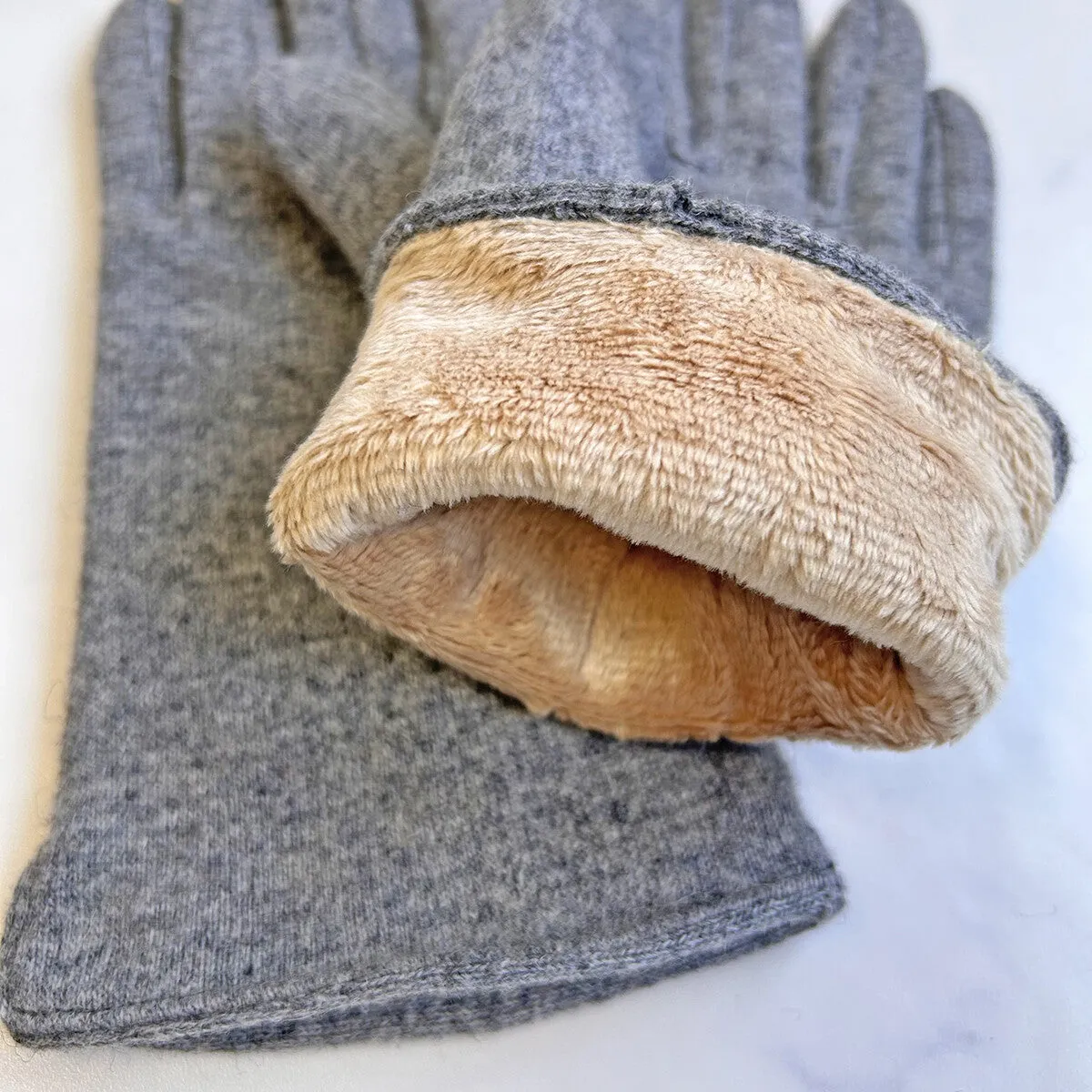 Gloria | Floral Embroidered Touchscreen Gloves