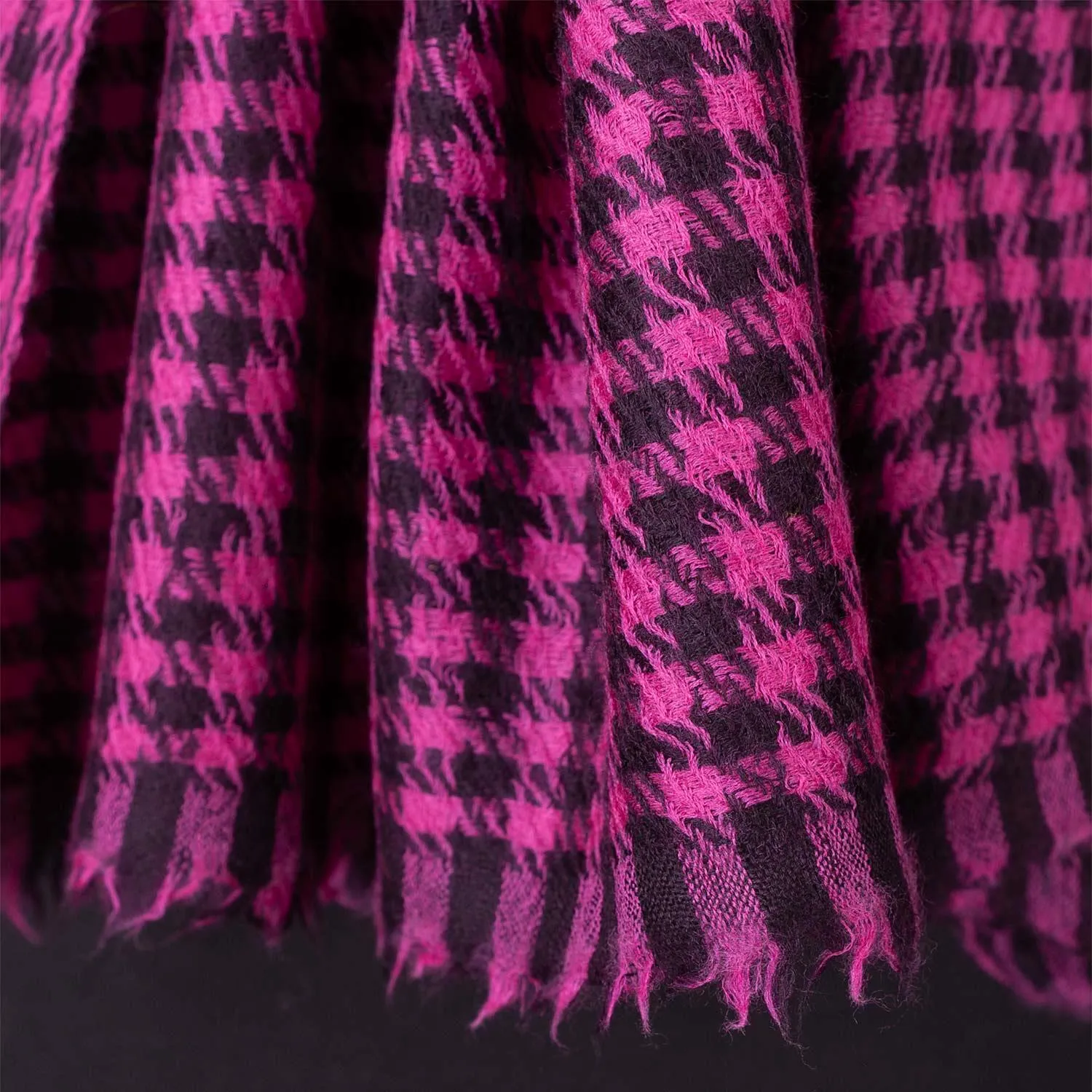 Houndstooth Shawl Fuchsia